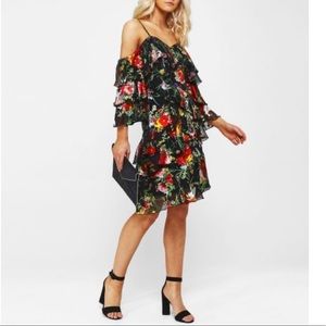 Alice and Olivia
Florentina Ruffled Cold-Shoulder Dress